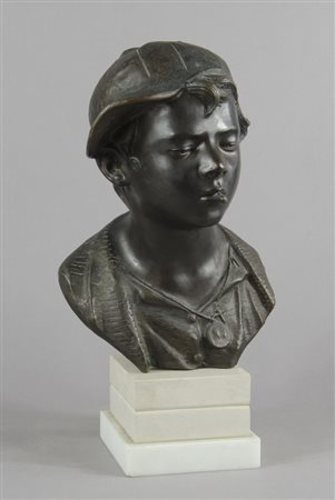 De Martino "Testa di ragazzo" h. tot cm. 42 - scultura in bronzo Firma incisa.