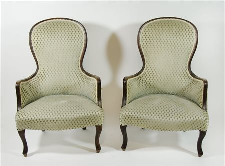 Salotto in legno con stoffa floreale composto da divanetto a 2 posti e coppia...