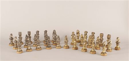 Set di scacchi in argento e argento vermeil in stile rinascimentale,...