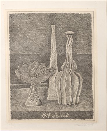 MORANDI GIORGIO (1890 - 1964) Natura morta con compostiera, bottiglia lunga e...