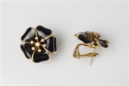 Orecchini in oro firmati Rosato . . . Orecchini in oro giallo e smalti...