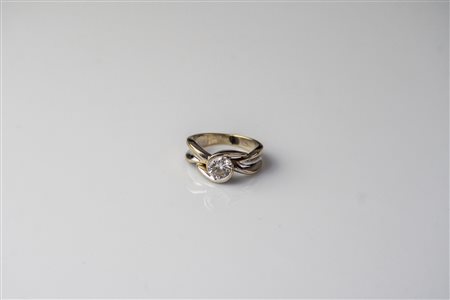 Anello in oro bianco con diamante solitario cts 0.87. . . [Nessun Autore]...