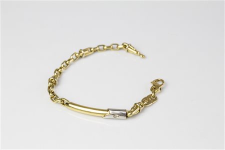 Bracciale con diamante. . . Bracciale in oro giallo con diamante di grammi...
