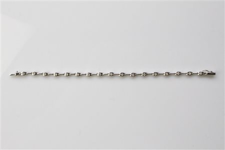Bracciale in oro e diamanti. . . Bracciale in oro bianco di gr 10.30 con...