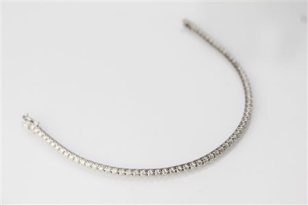 Bracciale tennis in oro e diamanti. . . Bracciale tennis in oro bianco 18kt...