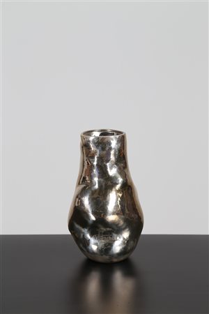 FINZI ARRIGO Vaso in argento, per Argenterie Finzi Milano anni 40. -. Cm...