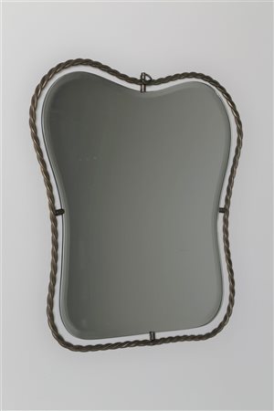 MANIFATTURA ITALIANA Specchio in ottone tortile e vetro, anni 50. -. Cm 36,00...