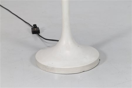 INGRAND MAX (1908 - 1969) Lampada da terra in metallo smaltato e vetro...