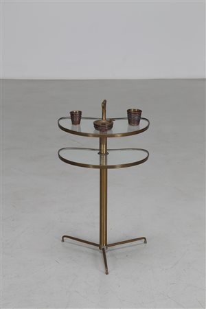 LACCA CESARE Servomuto in ottone e cristallo, anni 50. -. Cm 36,00 x 62,00 x...