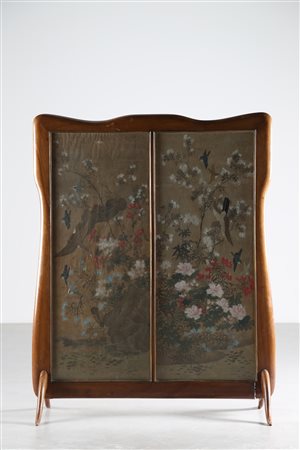 MANIFATTURA ITALIANA Paravento in legno con arazzo in seta, anni 40. -. Cm...