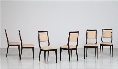 MANIFATTURA ITALIANA Sei sedie in mogano e skai, anni 50. -. Cm 44,00 x 96,50...