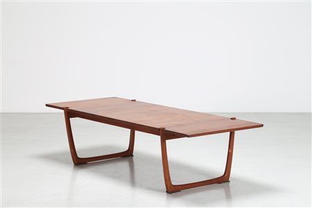 PETER HVIDT E ORLA MØLGAARD-NIELSEN Tavolino da caffè in teak, per France &...