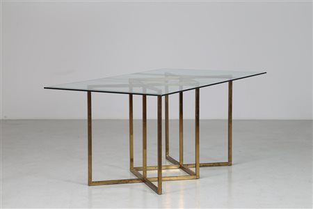 REGA ROMEO Attrib. Tavolo in ottone con piano in cristallo, anni 70. -. Cm...
