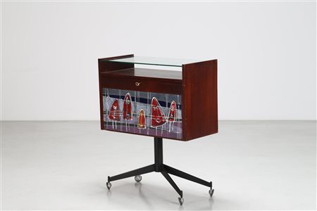 MANIFATTURA ITALIANA Mobile bar in legno e metallo laccato, anni 60 . -. Cm...