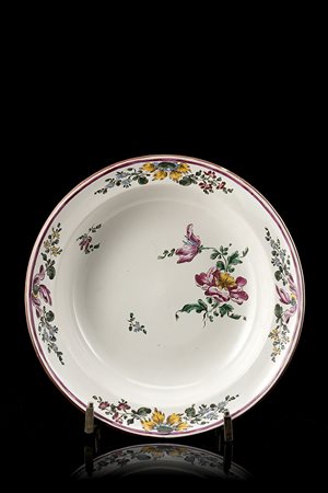 Manifattura di Felice Clerici o Pasquale Rubati, Milano 1770/80. Scodella...