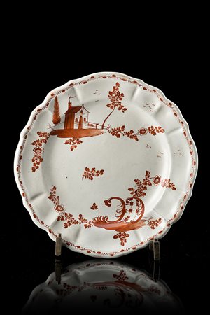 Manifattura di Pasquale Rubati, Milano 1780 circa. Piatto polilobato in...