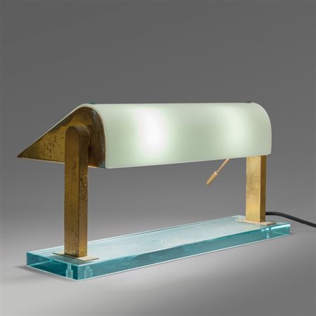 PIETRO CHIESA Una lampada da tavolo "0408" per FONTANA ARTE, design 1934,...