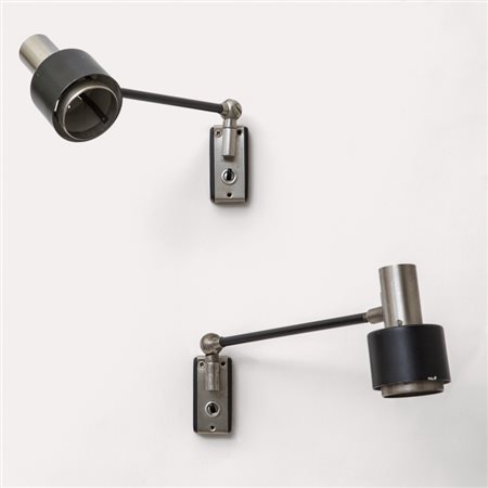 STILNOVODue lampade a parete "2146", anni '60. Ottone nichelato, alluminio...