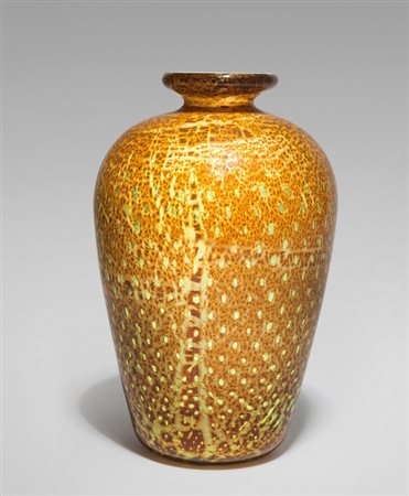 GIULIO RADI, A.V.E.M. Un vaso a reazioni policrome, 1952. Altezza cm 22.