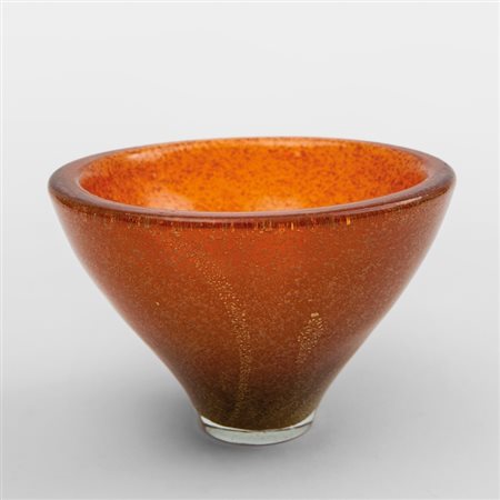 CARLO SCARPA, VENINIUn vaso in vetro sommerso a bollicine e foglia oro,...