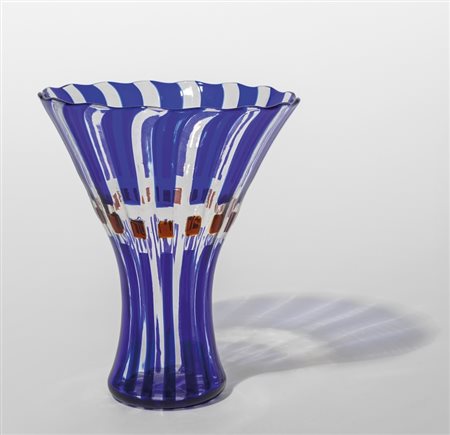 LAURA DE SANTILLANA, EOSUn vaso "Flora", 1987. Canne di vetro blu e murrine...