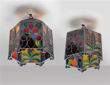 ANZOLO FUGA Due lampioni a sezione esagonale, anni ...Vetri policromi legati...