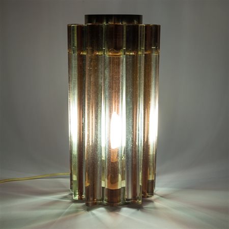 VENINI Una lampada da tavolo, circa 1960. Metallo nichelato spazzolato, canne...