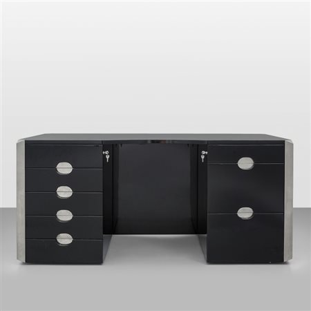 LUIGI CACCIA DOMINIONI Una scrivania per AZUCENA, 1957. Legno laccato, ottone...