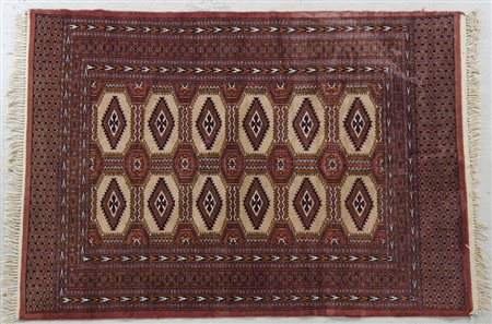 tappeto Boukhara, cm. 127x182.