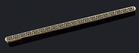 Fermacravatta in oro giallo con decori smaltati. Gr. 3,1.