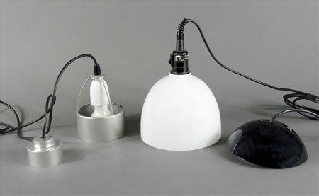 Lotto di 2 lampade a sospensione.