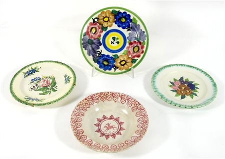 Galvani: lotto di 4 piatti in ceramica policroma. Misure diverse, marcati.