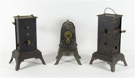 Lotto di 3 gira/arrosti in ferro.