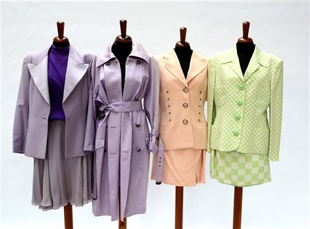 GIANNI VERSACE, VERSUS, ISTANTELotto composto da tre tailleurs, gonna con...