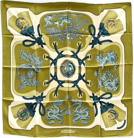 HERMÈS Foulard in seta "Tsubas", Christiane Vauzelles 1971, nei toni verde...