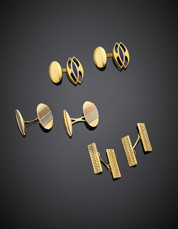 Lotto composto da tre coppie di gemelli in oro giallo, rosso e bianco, uno...