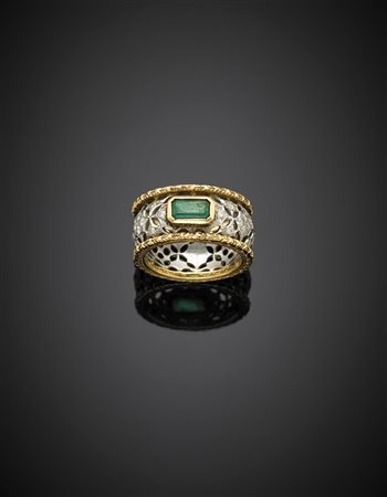 AUTIEROAnello in oro bianco e giallo in stile Buccellati, rifinito con...