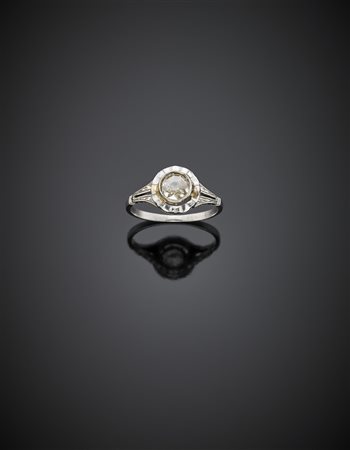 Anello in platino con diamante solitario di ct. 0,50 circa, g 3,01 misura...