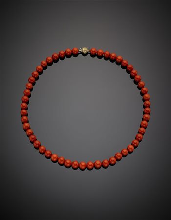 *Collana corta di corallo arancione/rosso con boules di mm 8-8,50, chiusura...