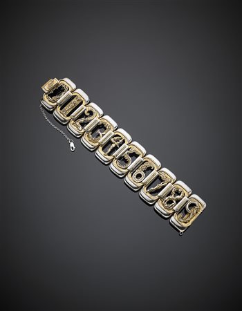 ERTE'Bracciale in argento dorato con i suoi classici numeri, g 101,64, lungh....