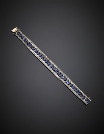 Bracciale con diamanti per complessivi ct. 5,50 circa ai lati di zaffiri...