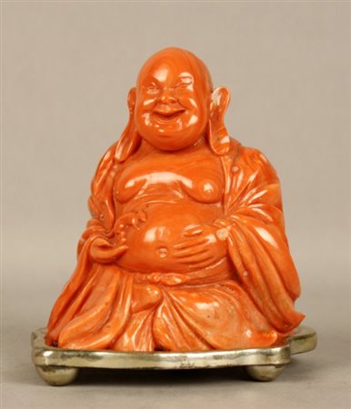 Firmato, datato. Scultura in corallo raff. ''BUDDHA'', gr. 285. Cina. Inizi...