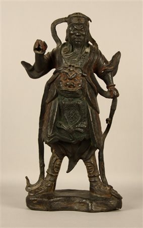 Antica scultura cinese in bronzo raff. ''GUERRIERO''. XVIII secolo. Mis....