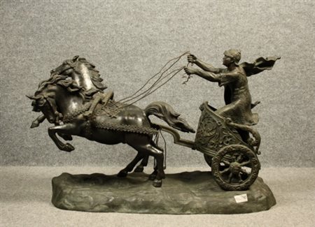 Firmato. Scultura in bronzo patinato raff. ''BIGA CON CAVALLI''. Inizi XX...