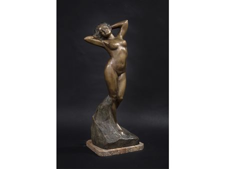 Vincenzo Aurisicchio (1855-1926) Nudo femminile 82,5 Bronzo
