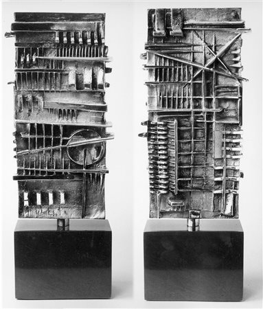 Arnaldo Pomodoro (Morciano di Romagna 1926) Piccola scultura, 1977;Bronzo...