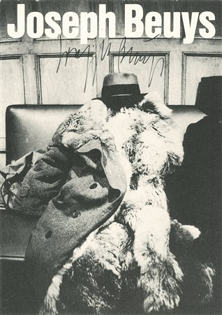 Joseph Beuys N. 7 Josef Beuys sulla strada per l’America, 1974;Offset in b/n,...