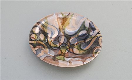 Jules Perrin Piatto deco;Vermeille, smalto, diam. 19,5 cm, alla base firma...