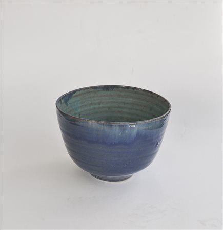 Maria Delago Schale;Glasierte Keramik, Höhe 11 cm, Durchm. 15,5 cm...