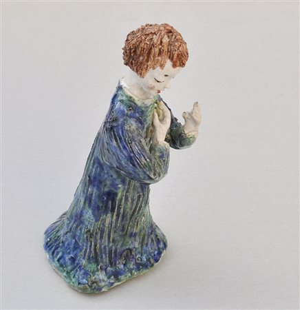 Fini Platzer Adorant;Glasierte Keramik, Höhe 17,5 cm, Hand geklebt, Finger...